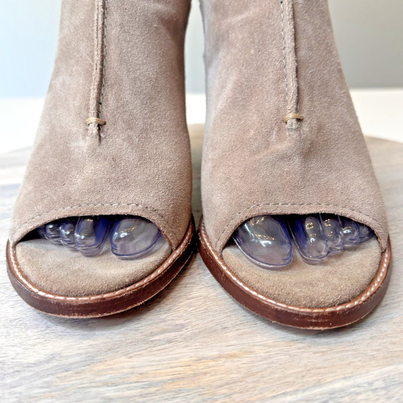 Frye Courtney Suede Open Toe Slingback Block Heel Booties Women’s Size 7B - Picture 3 of 11